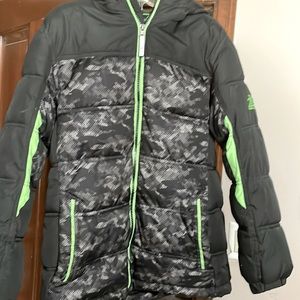 Boys lime green and camo  winter ZERO x winter jacket ! 10/12